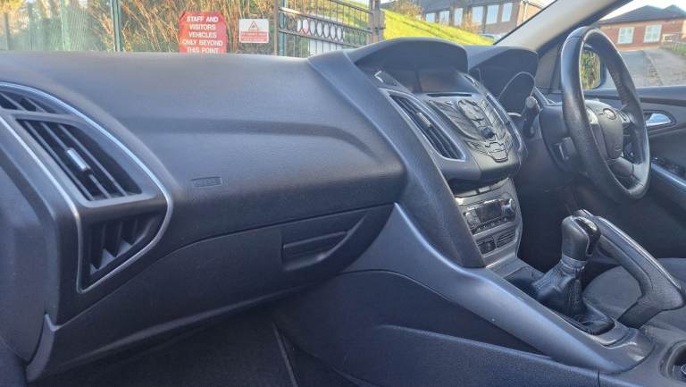 2012 FORD FOCUS 1.6 TITANIUM  *LOW MILES / FULL SERVICE HISTORY /  FULLY LOADED**