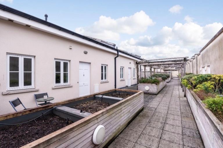 Central Bath Double Room | Move in 5th August 
