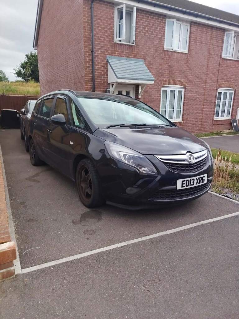 Vauxhall Zafira Tourer 2.0 CDTi ecoFLEX (2013) – Long MOT