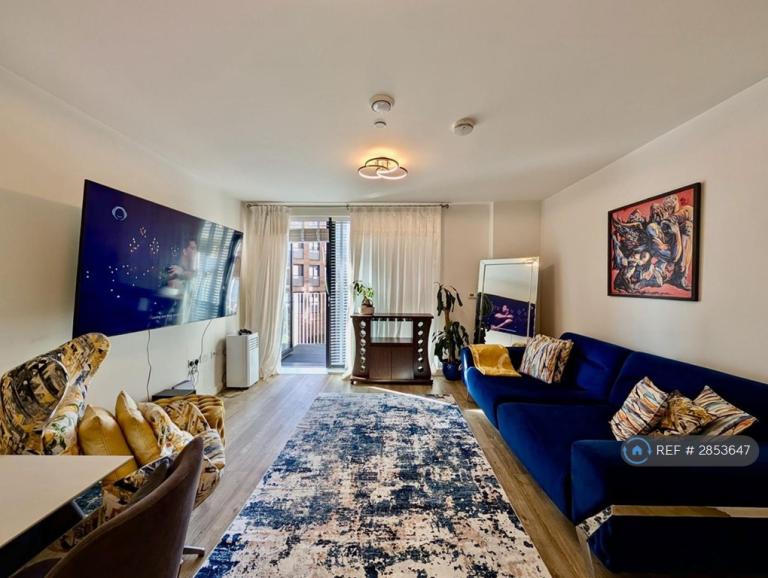 1 bedroom flat in Baronet House, London, NW10 (1 bed) (#2853647)