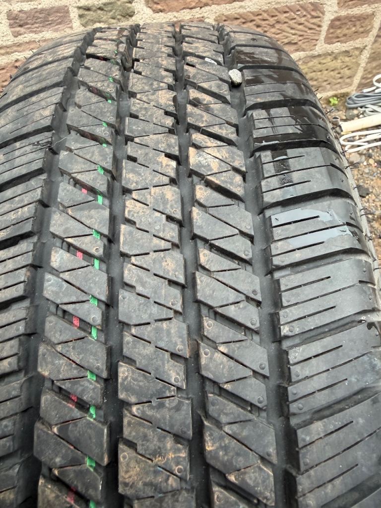 Bridgestone Nearly new tyre 
