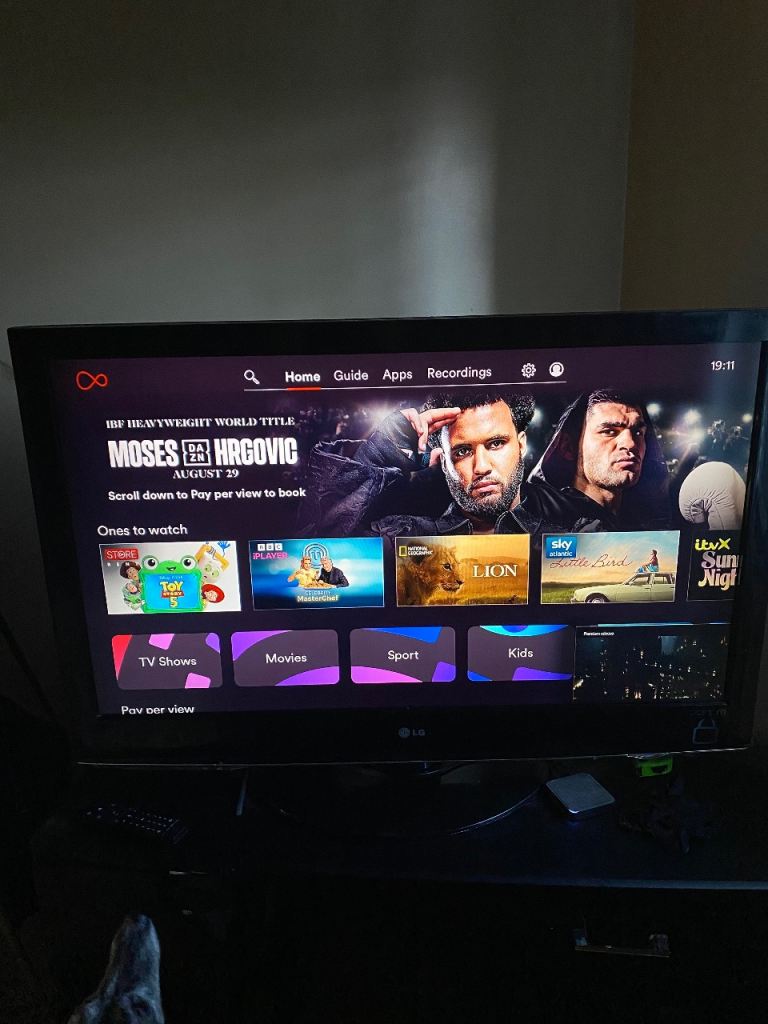LG 42 inch TV - Good Condition, Black