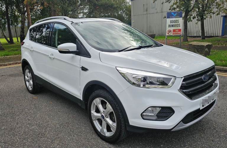 Ford, KUGA, Hatchback, 2017, Manual, 1498 (cc), 5 doors