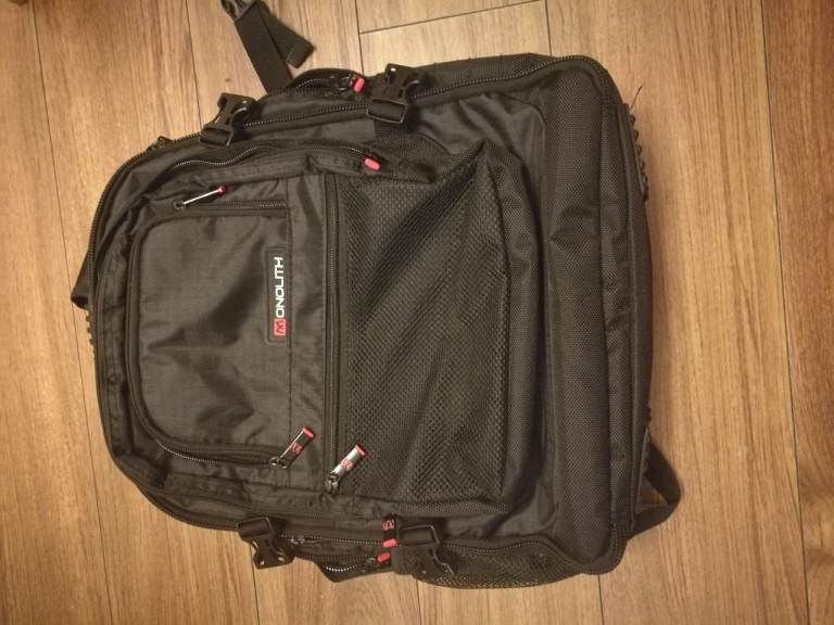 Laptop bag, very sturdy new 