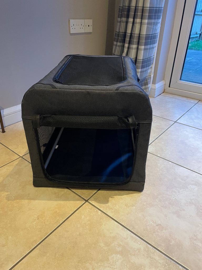 Travel crate for small dog 