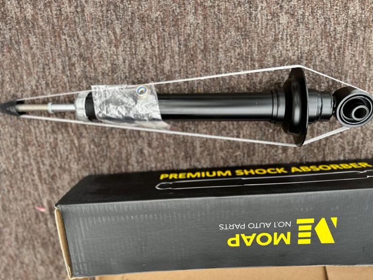 BRAND NEW PREMIUM SHOCK ABSORBER REAR FOR LEXUS GS £225 