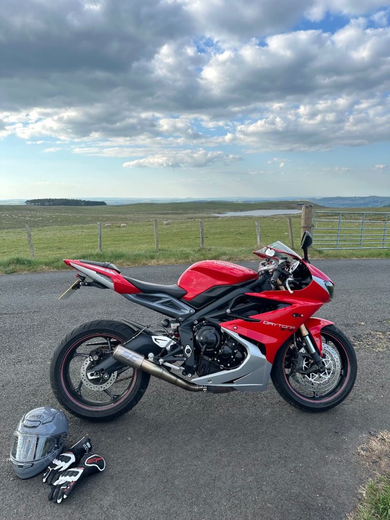 Triumph, DAYTONA, 2017, 675 (cc)