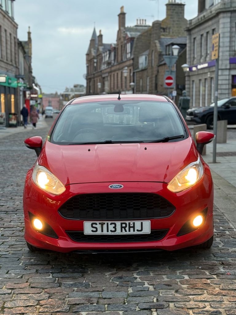 Ford, FIESTA, Car Derived Van, 2013, Manual, 1560 (cc)