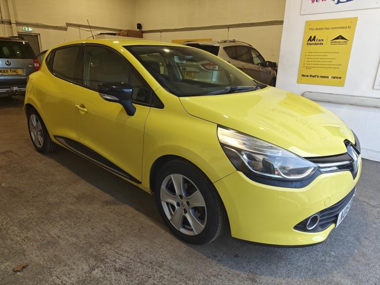 RENAULT CLIO 1.2 Dynamique MediaNav 1.2 16V 75 2015