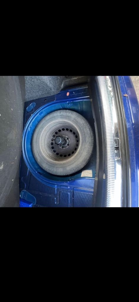 Volkswagen, PASSAT, Saloon, 2003, Manual, 1896 (cc), 4 doors