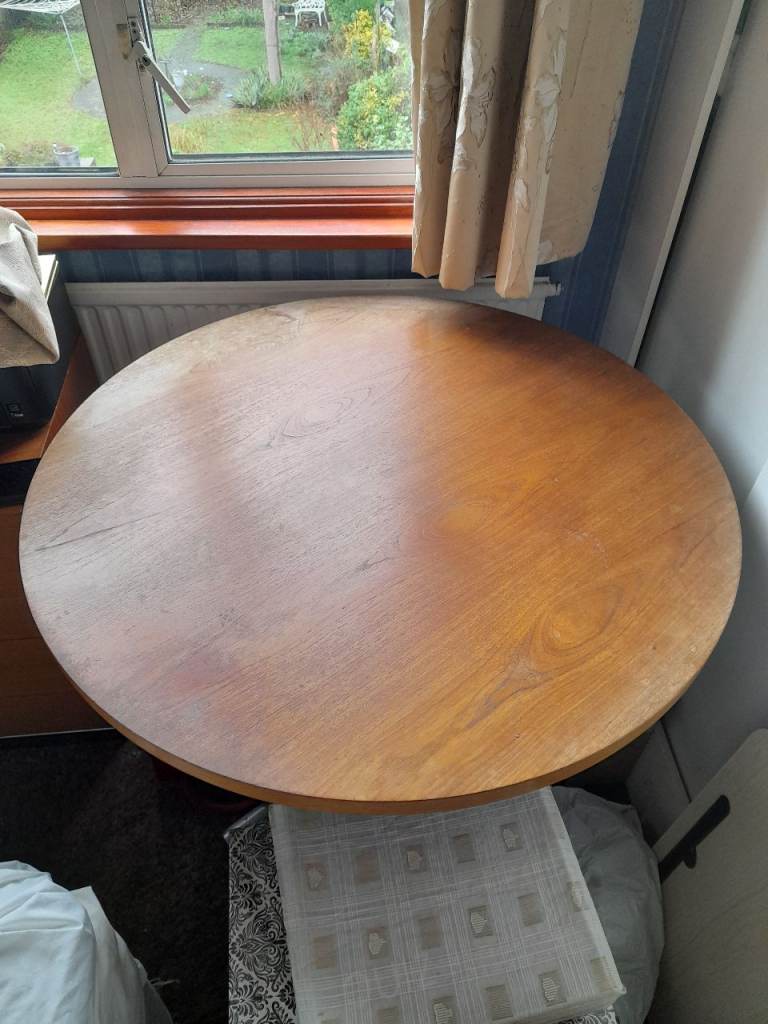 Solid Wood Round Table with thick 3cm top and metal pedestal base with four feet