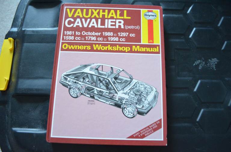 Haynes - Vauxhall Cavalier Oct 1988-1994 - H/B   Service & Repair Manual