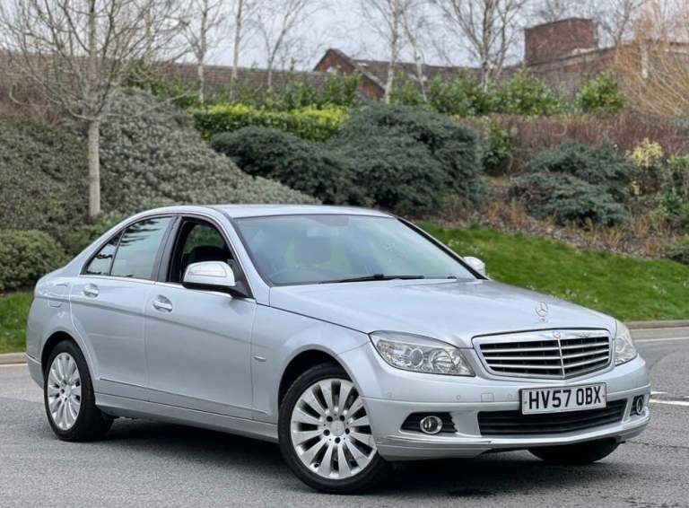 2007 Mercedes-Benz C Class 3.5 C350 V6 Elegance G-Tronic Euro 4 4dr SALOON Petrol Automatic
