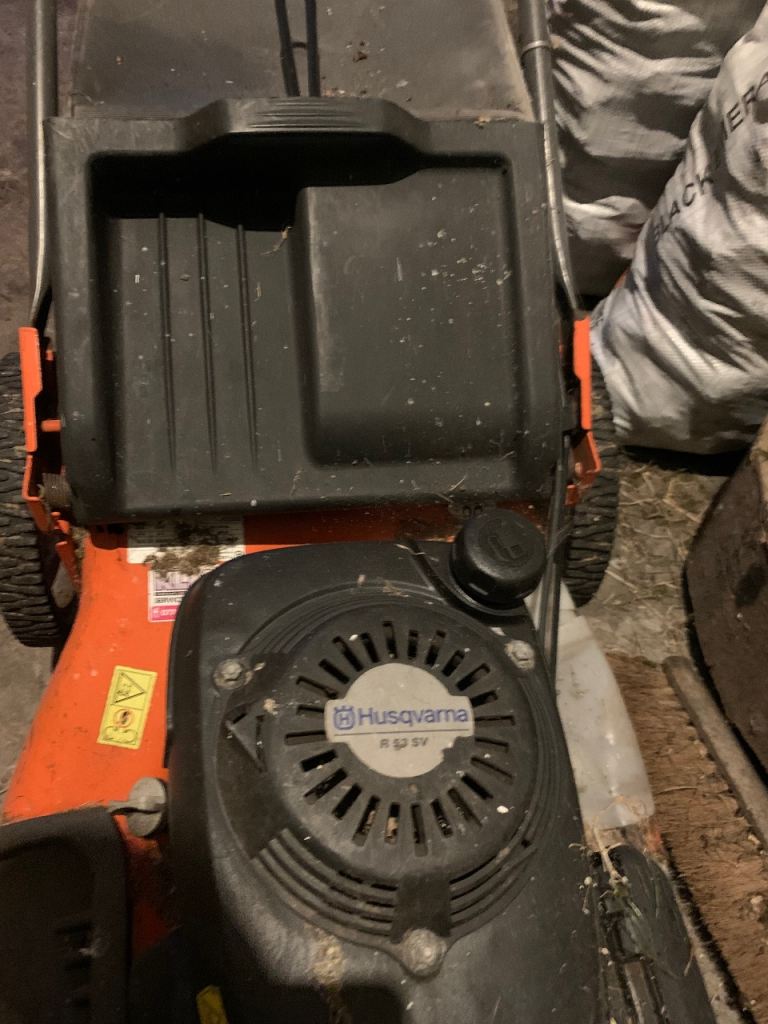 Hushavarni lawnmower 