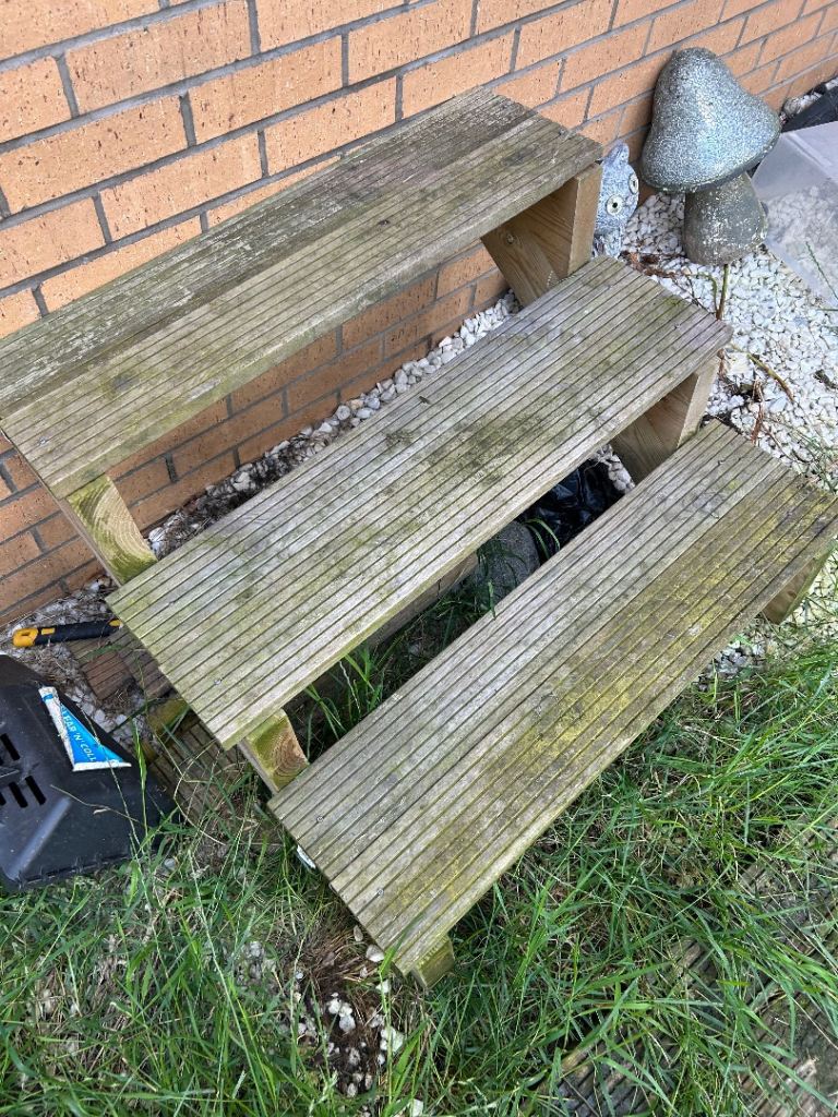 Wooden Garden Steps - Outdoor Use