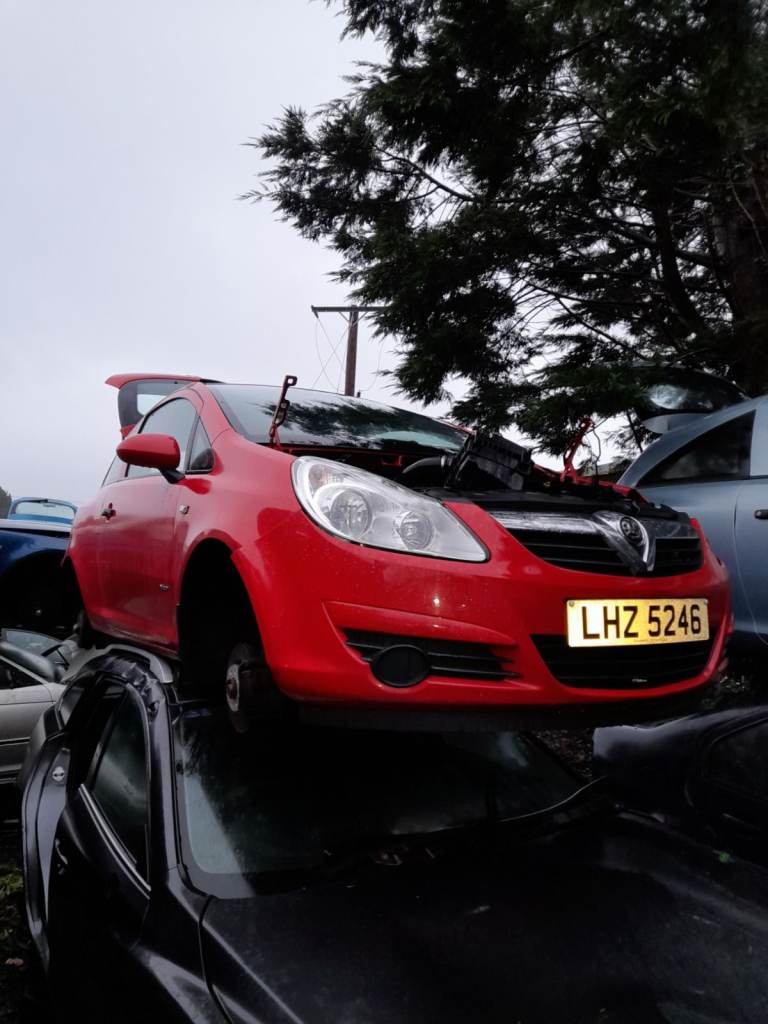 2007 VAUXHALL CORSA 1.2 PETROL BREAKING FOR PARTS