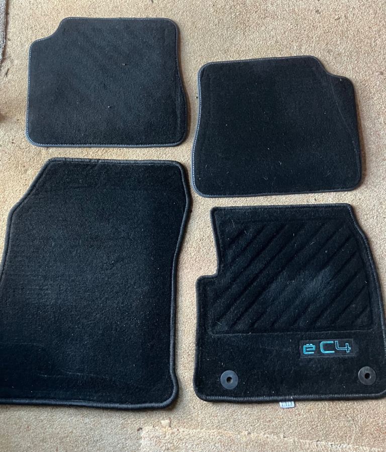 Citroen eC4 floor mats 