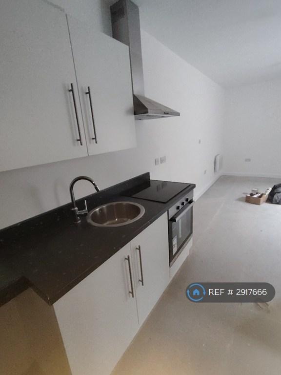 Studio flat in West Avenue, Filey, YO14 (#2917666)