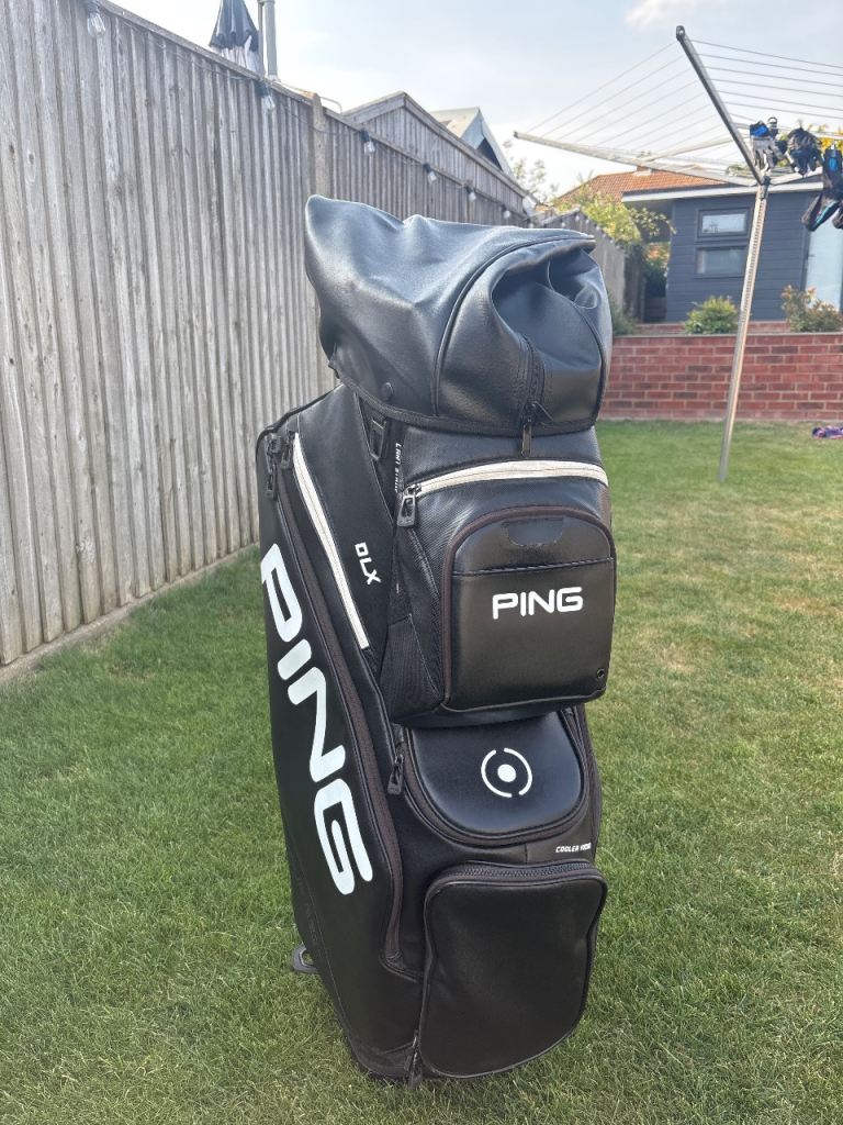 Ping DLX Black Stand Bag