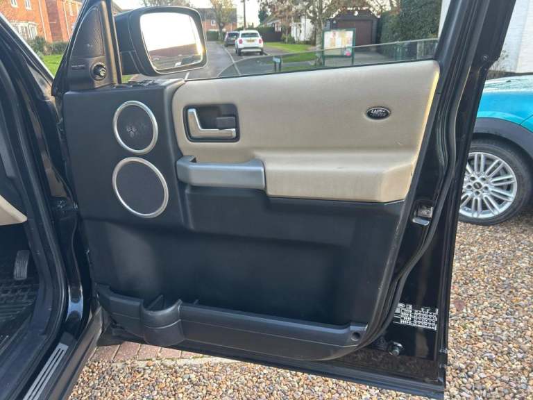  Land Rover Discovery 3 2.7 TD V6 HSE Station Wagon 5dr Diesel