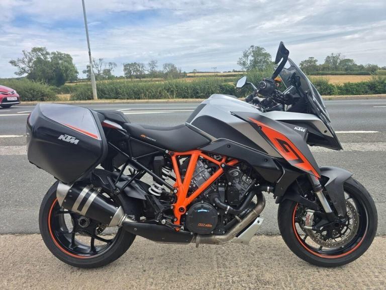 KTM 1290 Super Duke GT 1290 Euro 4