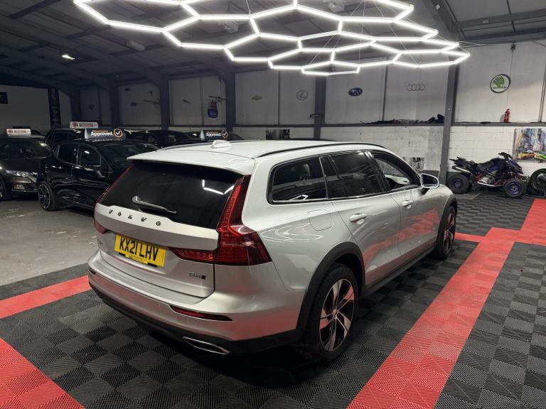 VOLVO V60 CROSS COUNTRY 2.0 Cross Country B4 AWD (197hp) Auto 2021