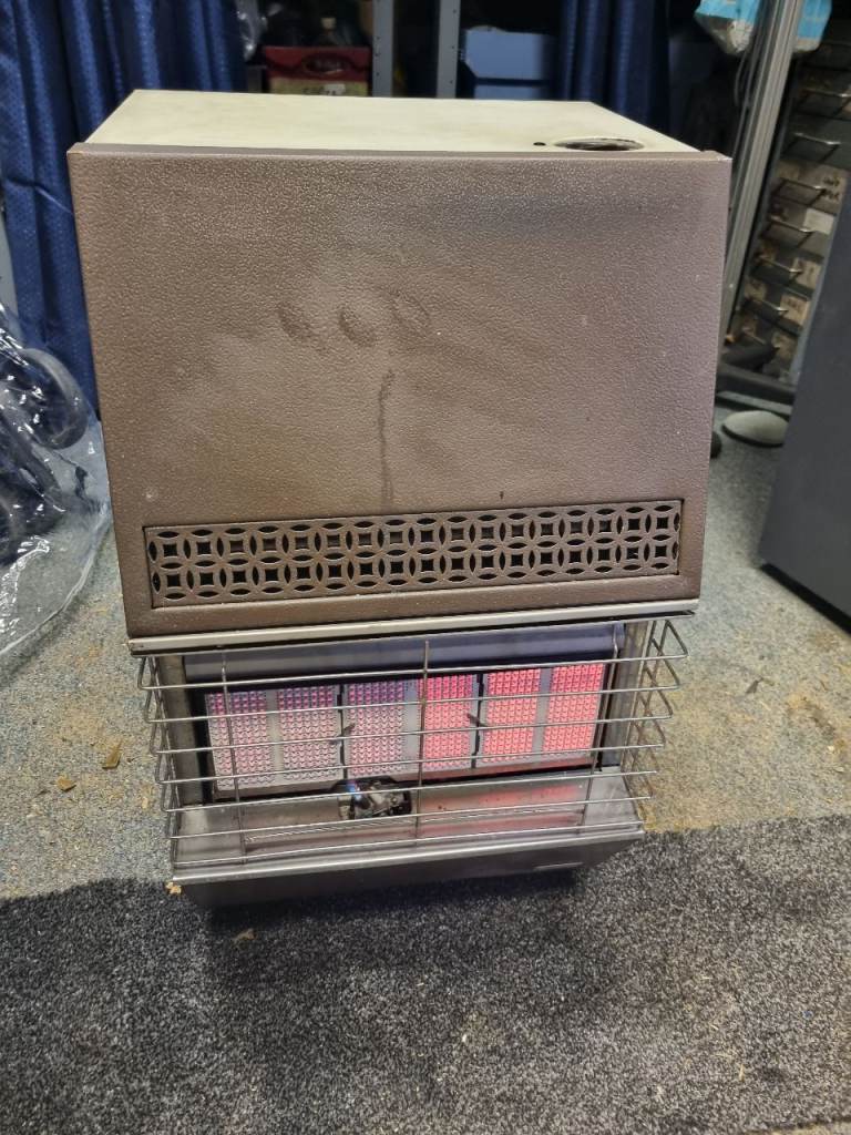 Gas Heater with Regulator – Older Model