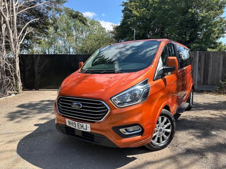 2019 Ford Tourneo Custom 2.0 EcoBlue 130ps Low Roof 8 Seater Titanium MPV DIESEL Manual