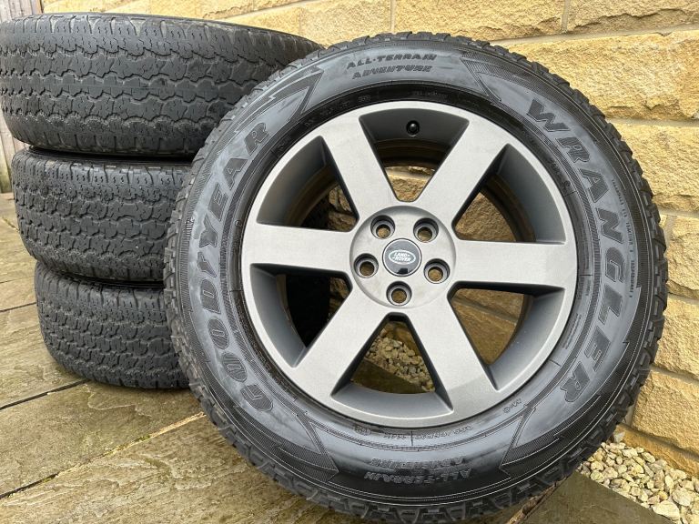 New Defender / Range Rover / Discovery 19 inch Gloss Grey Alloy Wheels & Goodyear Wrangler AT’s!