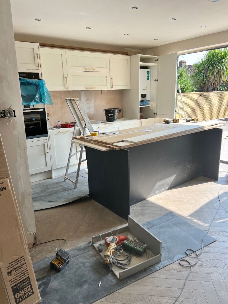 image for Kitchen Fitter Services - Apex Builders Specialising in Renovations, Extensions & More 🚿