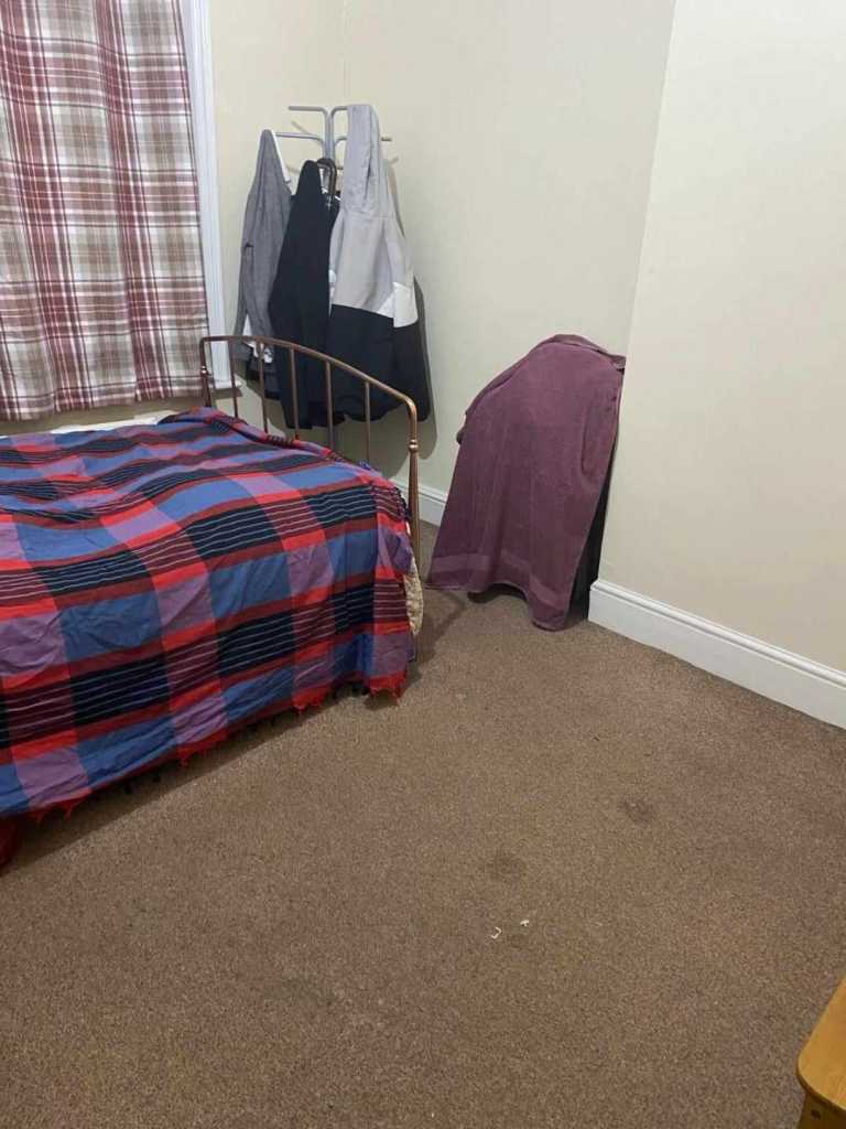 Excellent well-furnished double room 