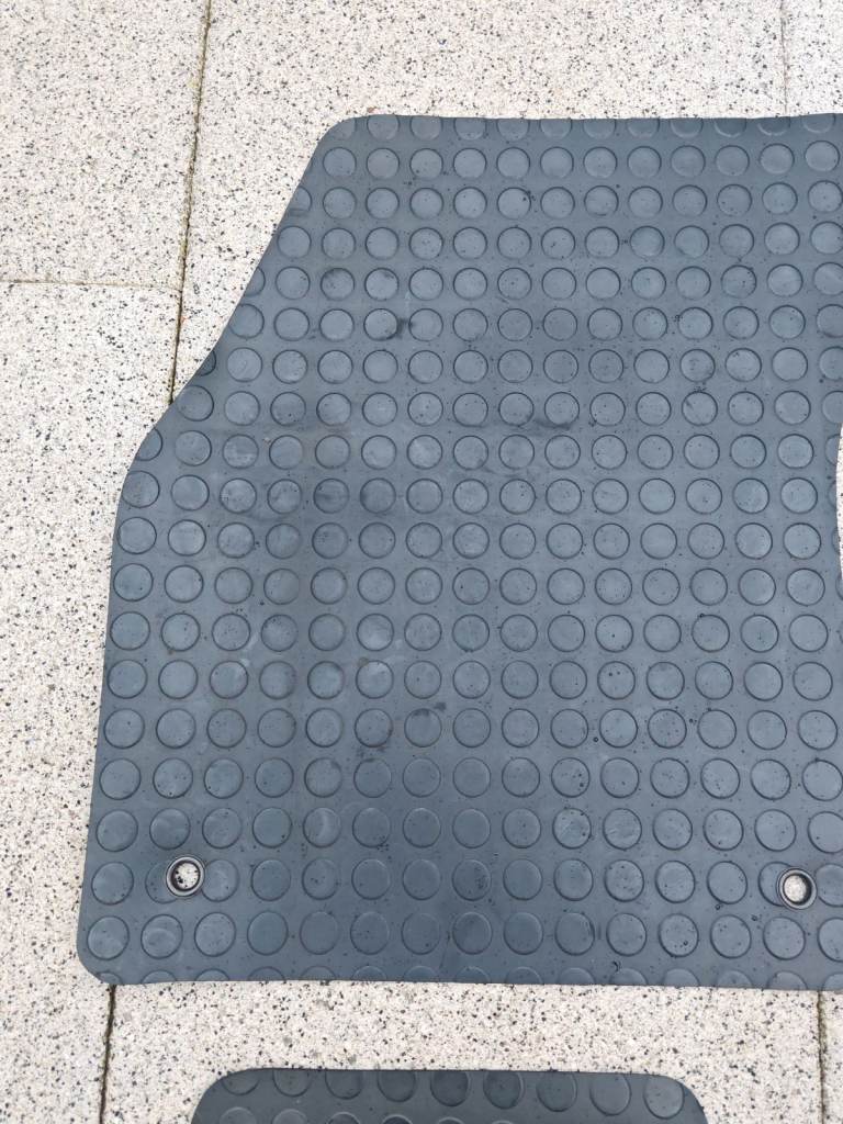 Range rover evoque car mats 