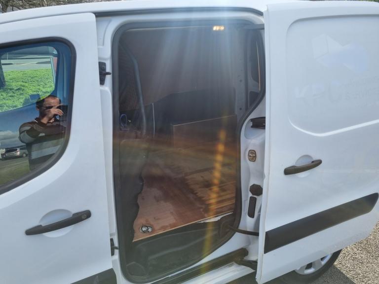 2018 Peugeot Partner 850 1.6 BlueHDi 100 Professional Van [non SS] PANEL VAN Diesel Manual