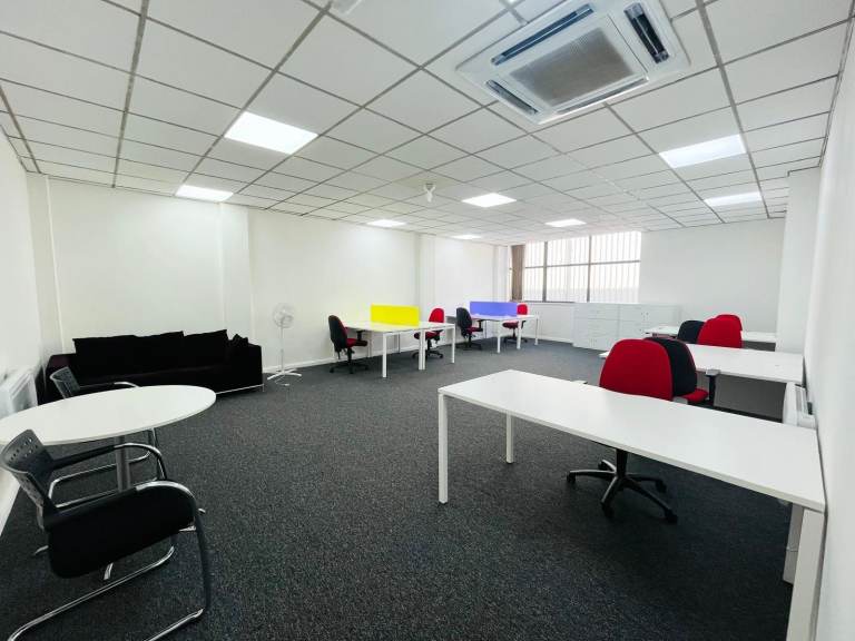 Large Office Spaces to Rent In Park Royal NW10