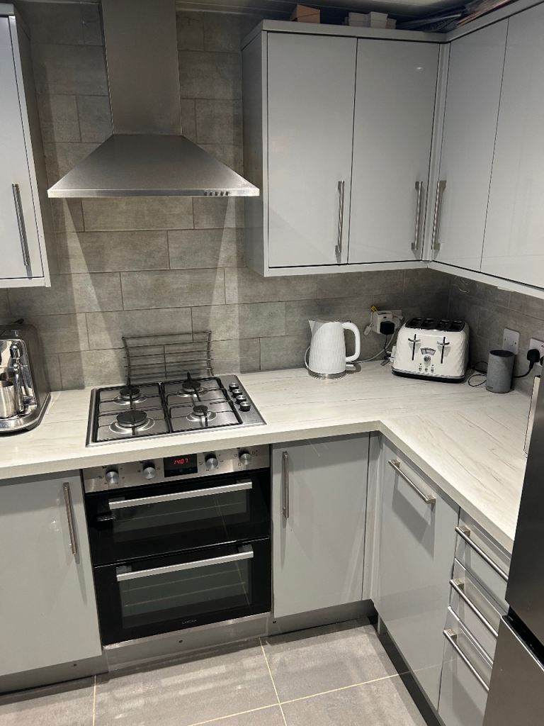 Grey high gloss kitchen 