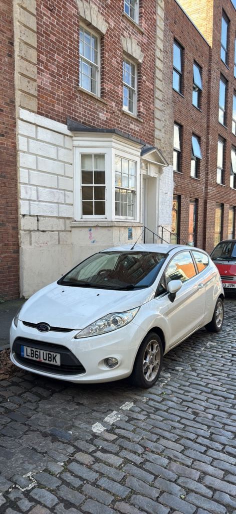 Ford Fiesta 2012 Automatic 