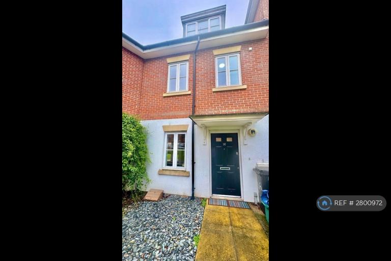 4 bedroom house in Cross Way, London, NW10 (4 bed) (#2800972)