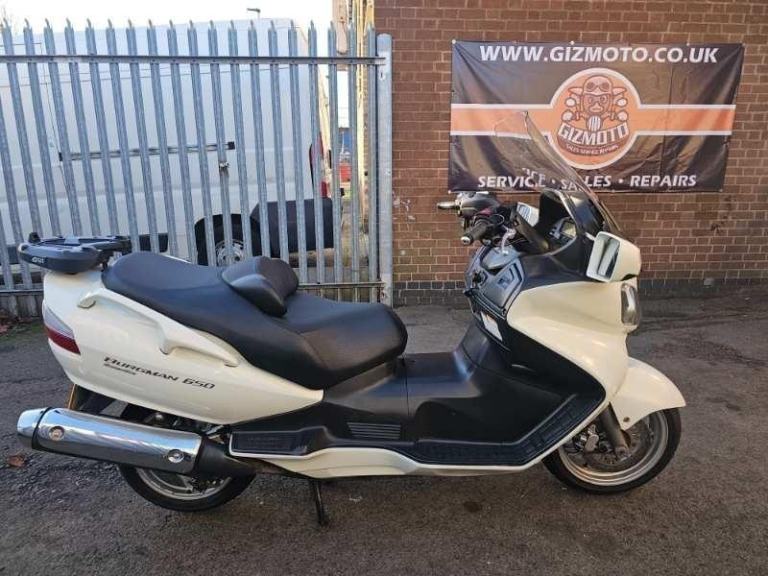 Suzuki AN650 AL1 Burgman Executive '2011' HEATED SEATS/GRIPS/POWER SCREEN/MIRROR