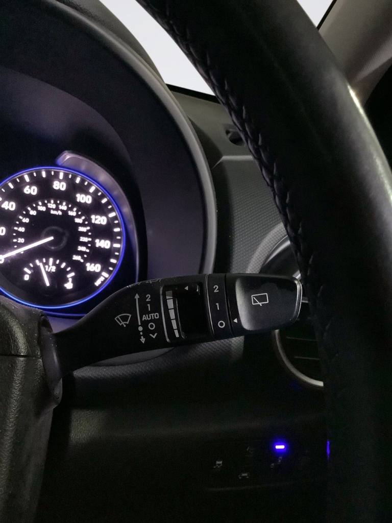 2018 Hyundai KONA 1.0 T-GDi Blue Drive Premium SE SUV 5dr Petrol Manual Euro 6 (s/s) (120 ps) HAT...