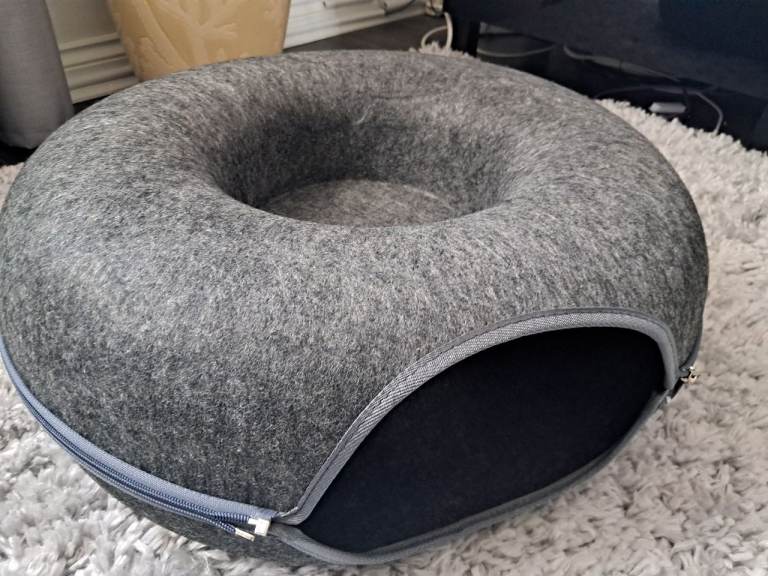 Peekaboo Cat Cave EXTRA LARGE Cat Tunnel Bed Indoor Cats