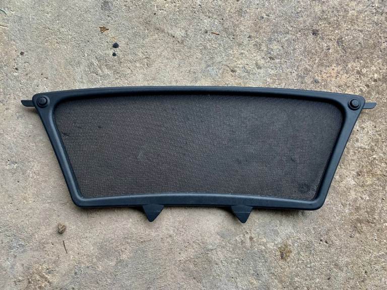 Wind deflector for Mercedes SLK Model 172 convertible. 