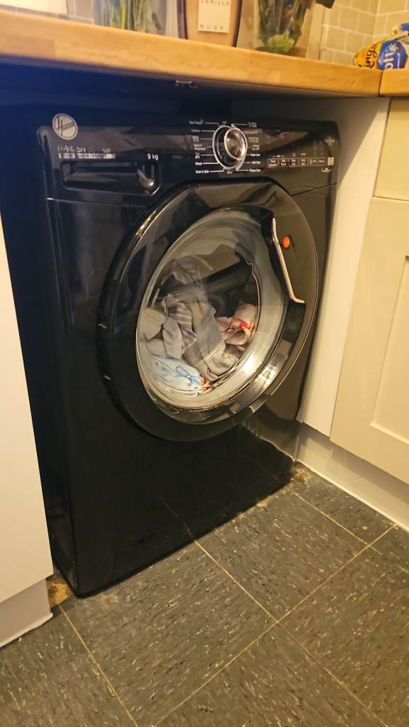 Hoover black 9kg washing machine 