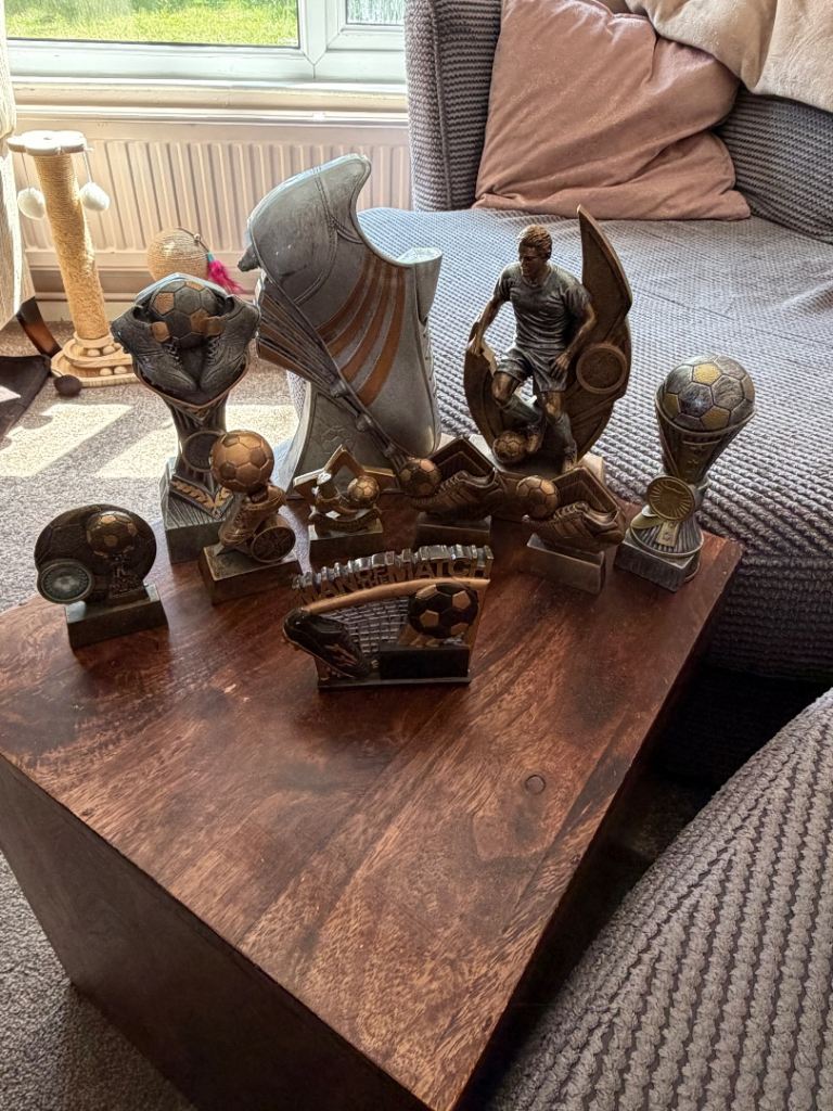 Football Trophy Bundle – 10 Trophies – Ideal for Clubs, Presentations & Tournaments 🏆⚽