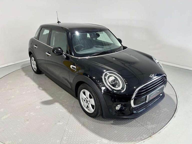 2018 MINI Hatch 1.5 Cooper Auto 5dr Hatchback Petrol Automatic