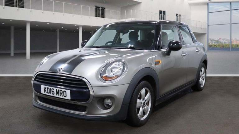 2016 MINI Hatch 1.5 Cooper 5dr HATCHBACK PETROL Manual
