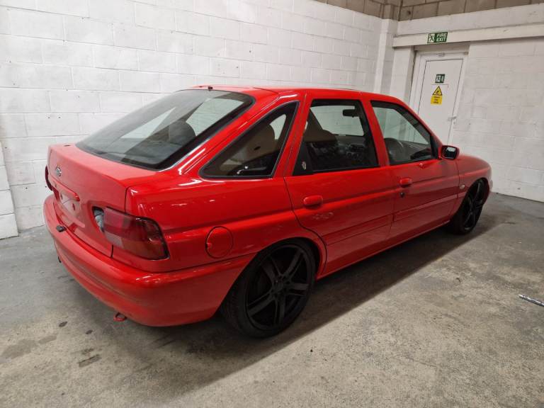 Ford, ESCORT, Hatchback, 1996, Manual, 1796 (cc), 5 doors