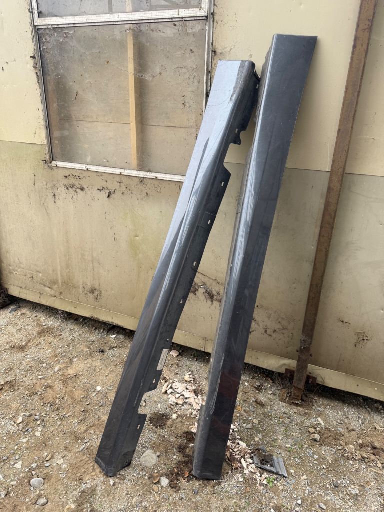 Bmw e90 3 series side skirts 