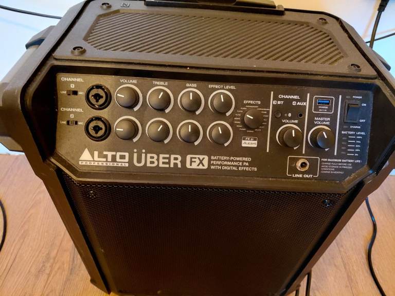 Alto Uber FX pa speaker