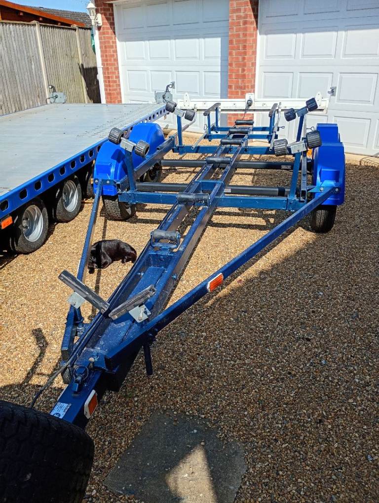 Snipe Roller Boat 4 Wheel Braked Trailer  1400kgs