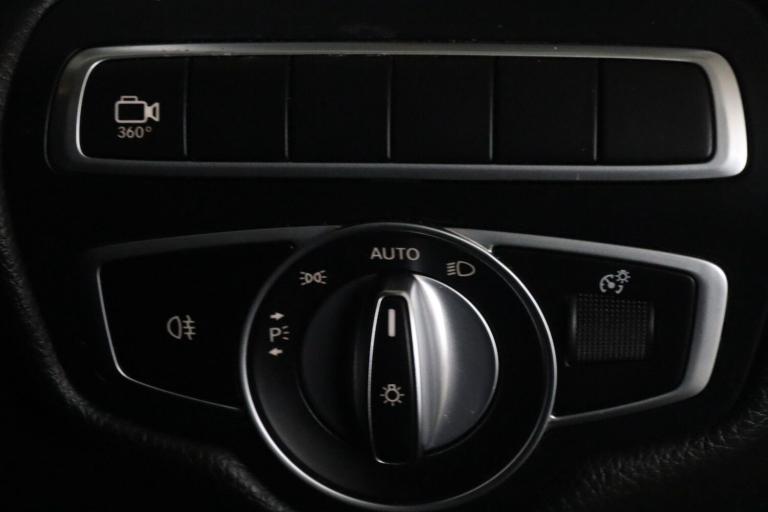 2018 Mercedes-Benz V-Class V250 d AMG Line 5dr Auto [Extra Long] MPV DIESEL Automatic